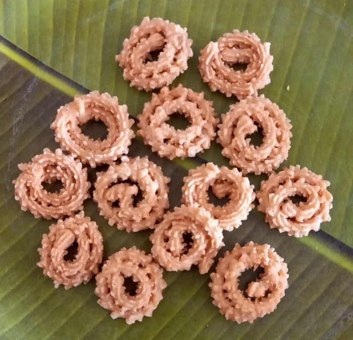 NATURAL AND FRESH SOUTHINDIAN, MANGALOREN, G.S.B COMMUNITY'S SPECIAL HIGH-QUALITY HOMEMADE PRODUCTS SPECIAL SMALL CHAKLI